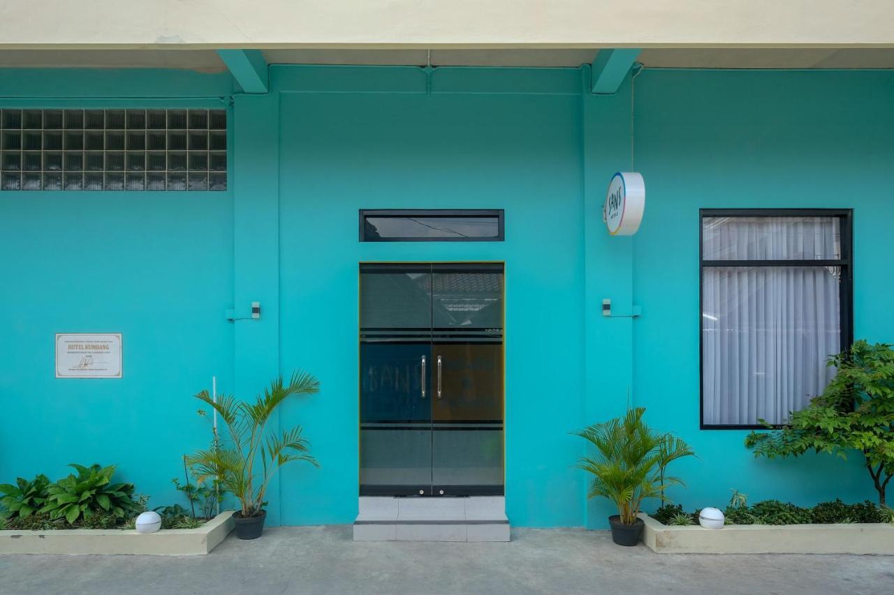 Sans Hotel Kumbang Yogyakarta By Reddoorz Luaran gambar