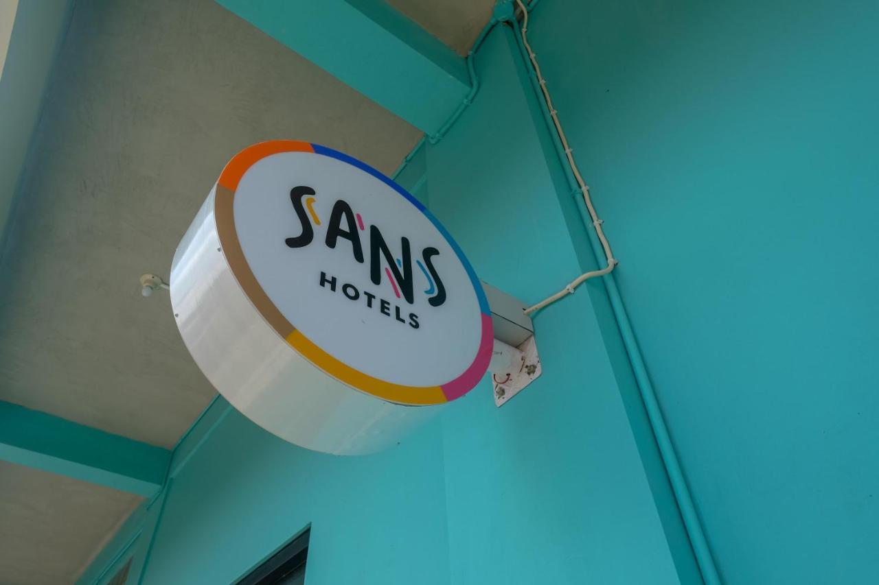 Sans Hotel Kumbang Yogyakarta By Reddoorz Luaran gambar