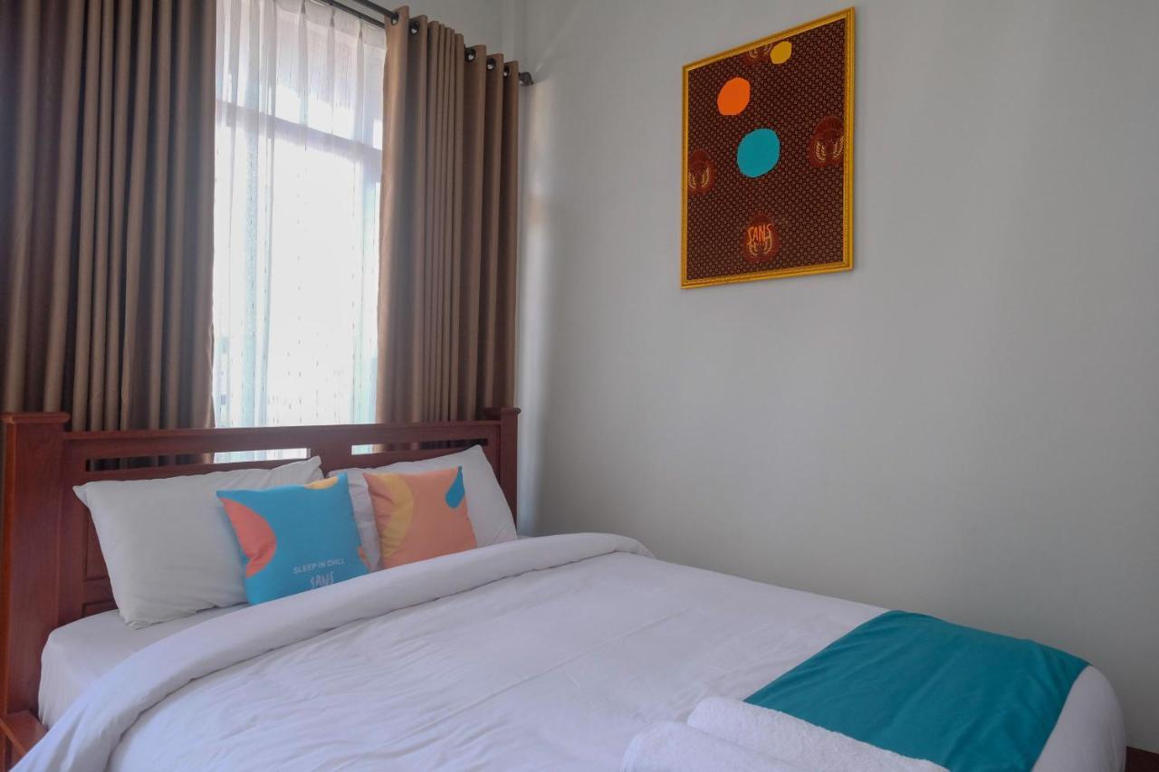 Sans Hotel Kumbang Yogyakarta By Reddoorz Luaran gambar