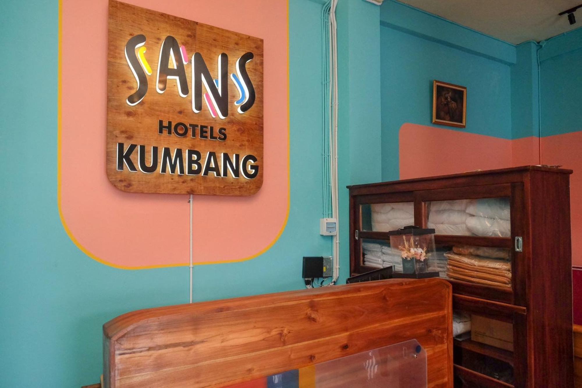 Sans Hotel Kumbang Yogyakarta By Reddoorz Luaran gambar